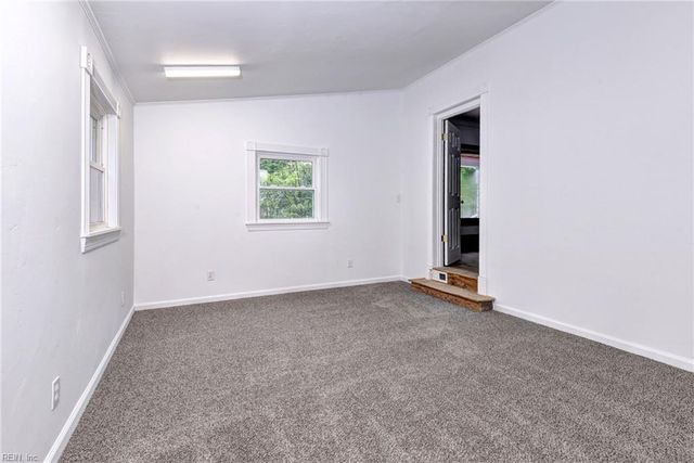 110 Peninsula ST, Williamsburg, VA 23188