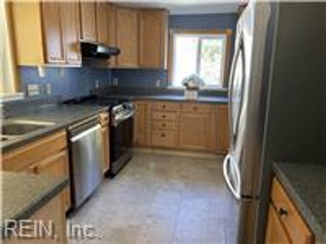 110 Peninsula ST, Williamsburg, VA 23188