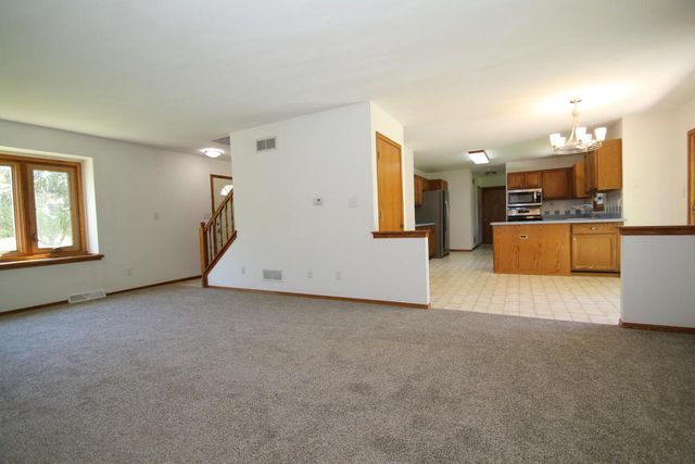 S70W19298 Wentland DRIVE, Muskego, WI 53150