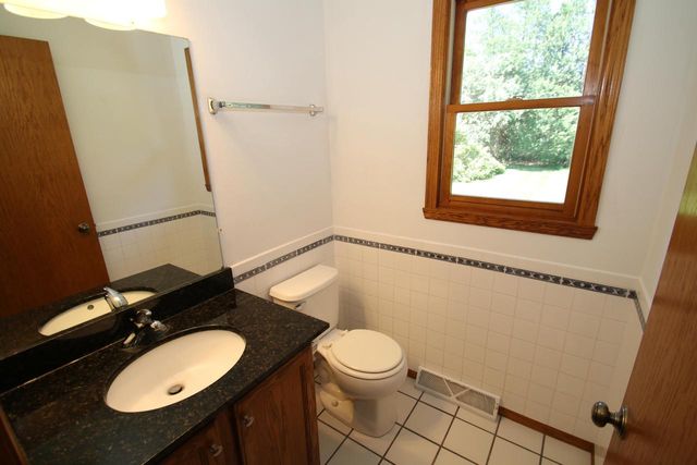 S70W19298 Wentland DRIVE, Muskego, WI 53150
