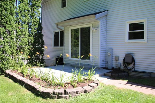 S70W19298 Wentland DRIVE, Muskego, WI 53150