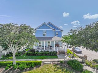 6 Caravelle Court, Galveston, TX 77554