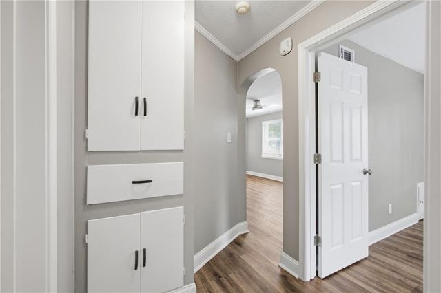 1124 E 80th Street, Kansas City, MO 64131
