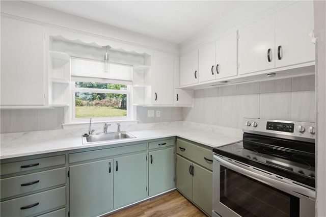 1124 E 80th Street, Kansas City, MO 64131
