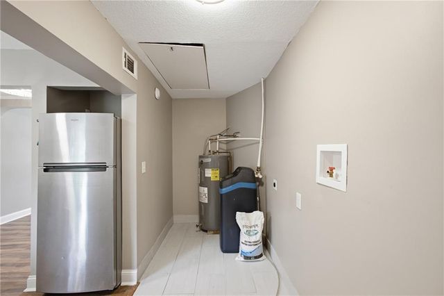 1124 E 80th Street, Kansas City, MO 64131