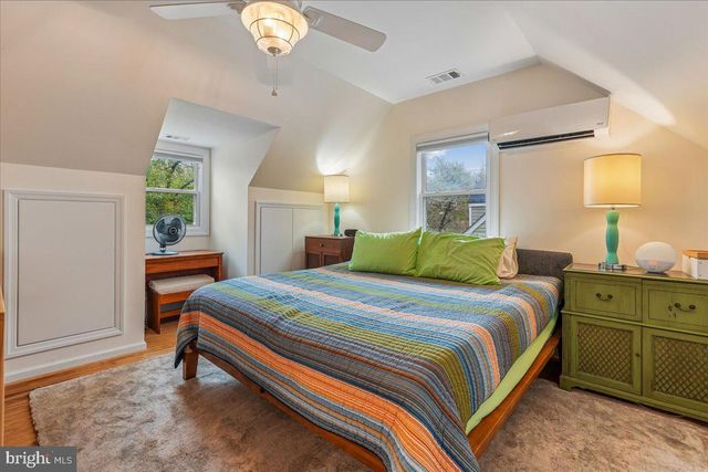 4801 NICHOLSON ST, Riverdale, MD 20737