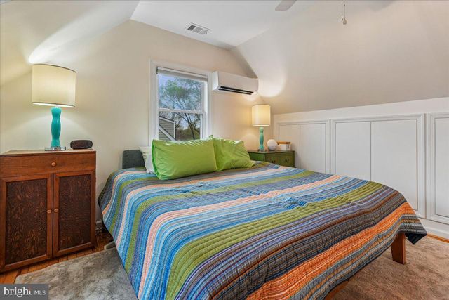 4801 NICHOLSON ST, Riverdale, MD 20737