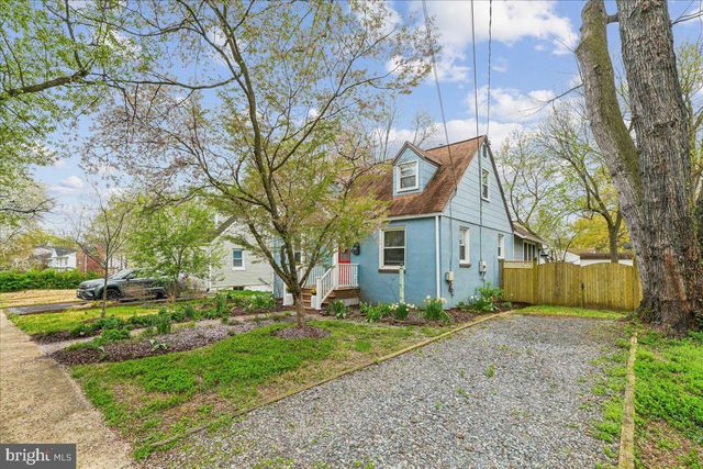 4801 NICHOLSON ST, Riverdale, MD 20737