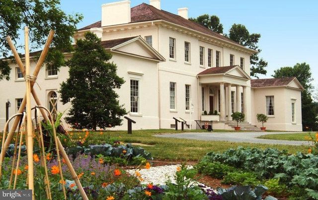 4801 NICHOLSON ST, Riverdale, MD 20737