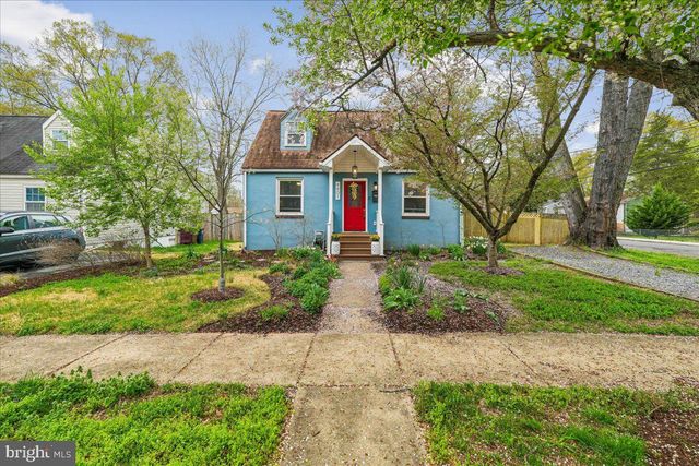 4801 NICHOLSON ST, Riverdale, MD 20737