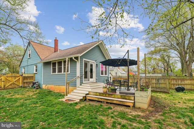 4801 NICHOLSON ST, Riverdale, MD 20737