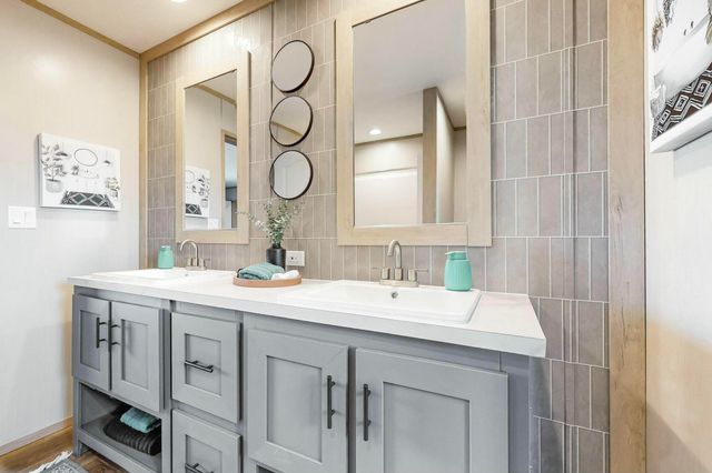 30 Scarlett O'Hara Street, Moriarty, NM 87035