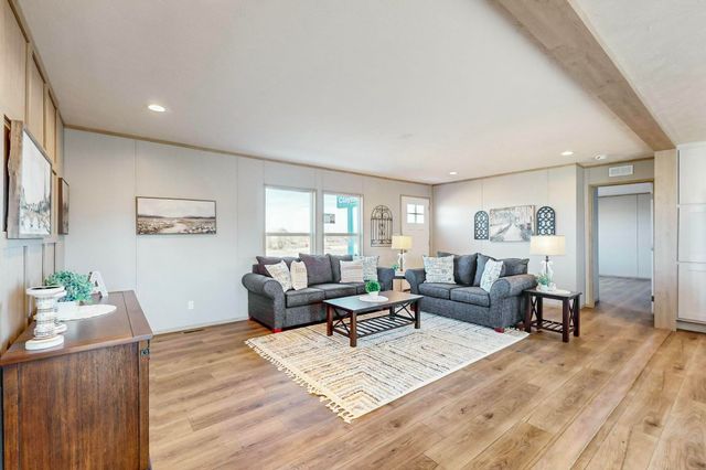 30 Scarlett O'Hara Street, Moriarty, NM 87035