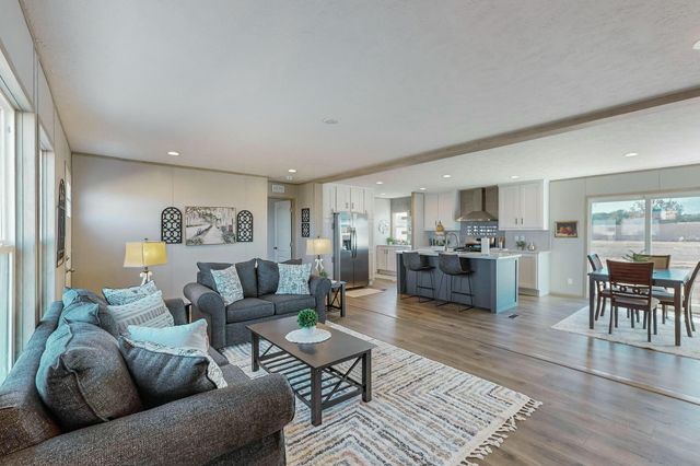 30 Scarlett O'Hara Street, Moriarty, NM 87035