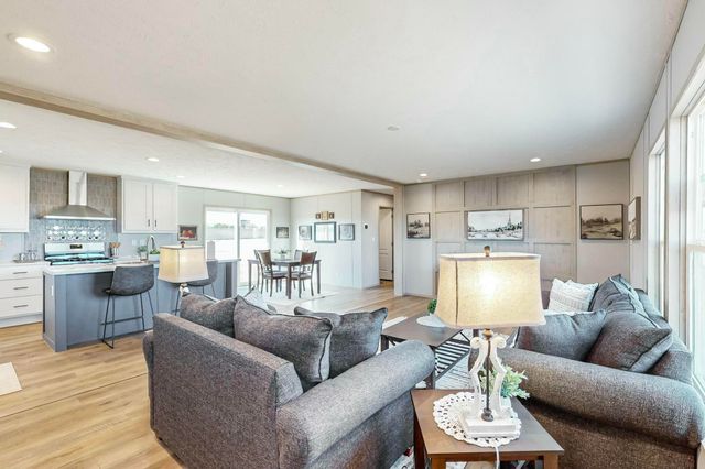 30 Scarlett O'Hara Street, Moriarty, NM 87035