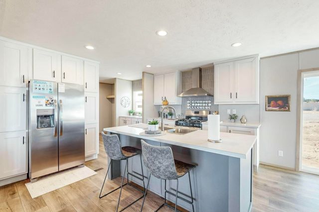 30 Scarlett O'Hara Street, Moriarty, NM 87035