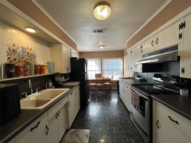 5 W HWY 84, Goldthwaite, TX 76844