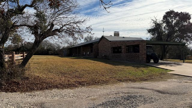 5 W HWY 84, Goldthwaite, TX 76844