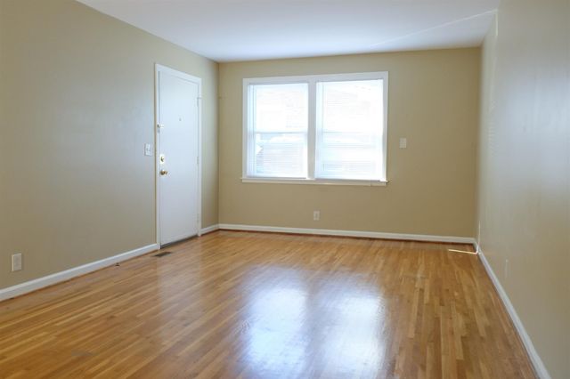 2802 Valley Rd, Nashville, TN 37215