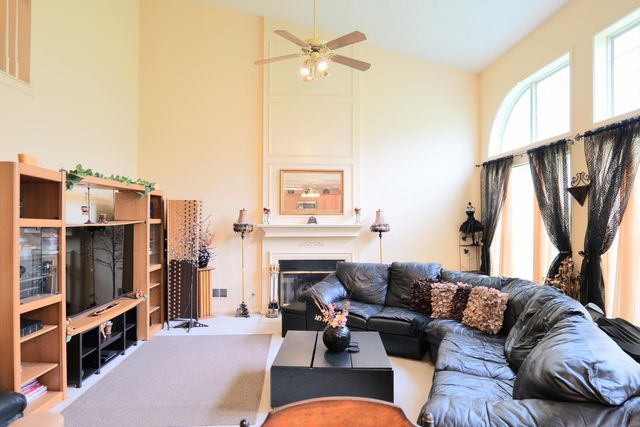 180 Bittersweet Way, Lexington, KY 40515