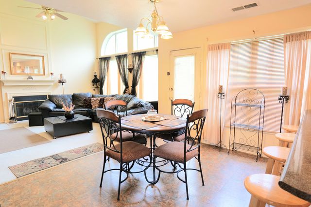 180 Bittersweet Way, Lexington, KY 40515