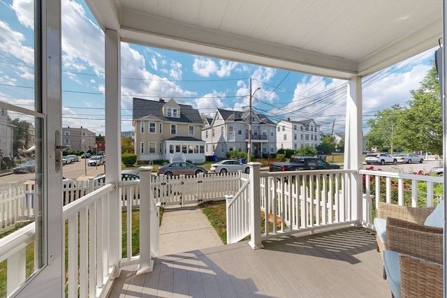 14 Bayard St, Boston, MA 02134