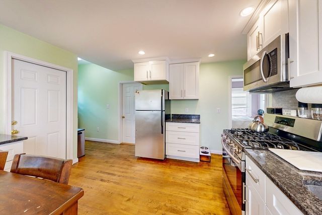 14 Bayard St, Boston, MA 02134