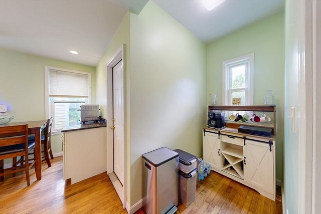14 Bayard St, Boston, MA 02134