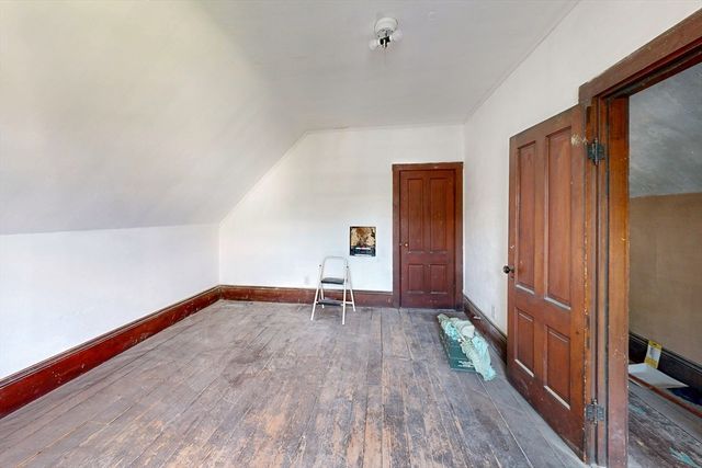14 Bayard St, Boston, MA 02134