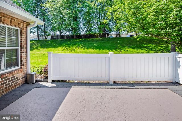 147 VILLAGE WAY, Phoenixville, PA 19460
