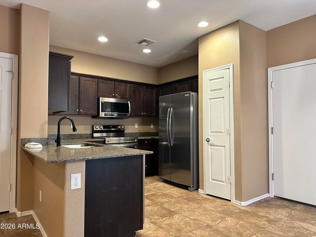 2477 N 73RD Drive, Phoenix, AZ 85035