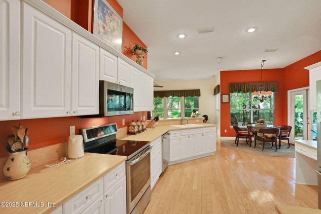 573 GOLDEN LINKS Drive, Orange Park, FL 32073