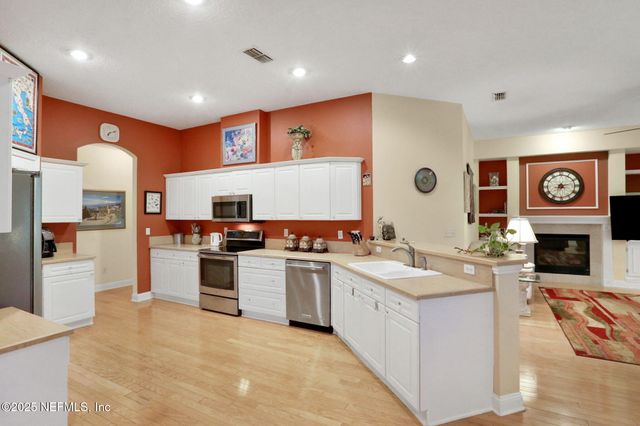 573 GOLDEN LINKS Drive, Orange Park, FL 32073