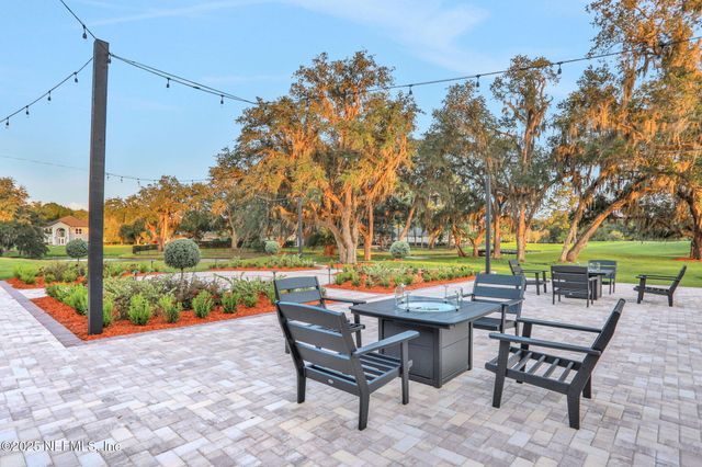 573 GOLDEN LINKS Drive, Orange Park, FL 32073