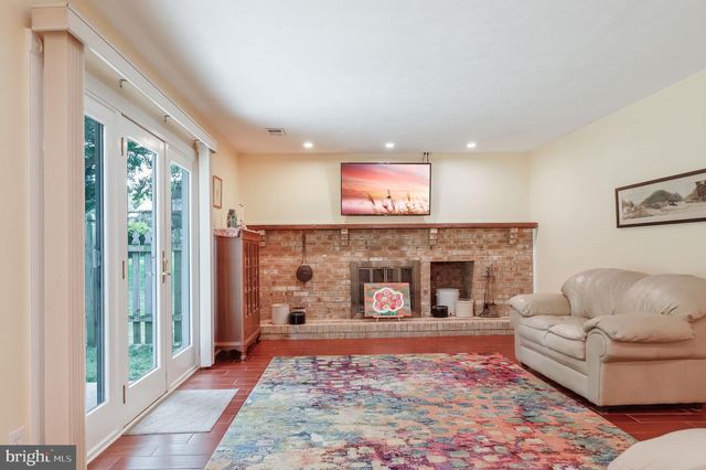 12705 RUXTON RD, Silver Spring, MD 20904