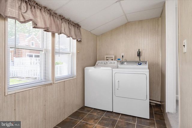 207 W 11TH AVE, Brooklyn, MD 21225