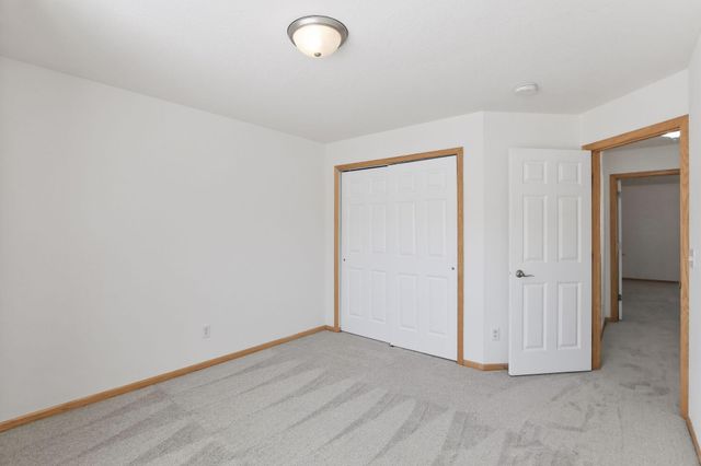5206 Scott Trail, Robbinsdale, MN 55422