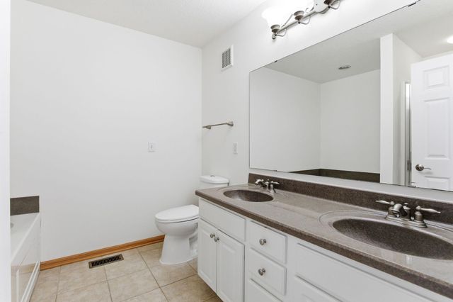 5206 Scott Trail, Robbinsdale, MN 55422