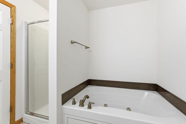 5206 Scott Trail, Robbinsdale, MN 55422