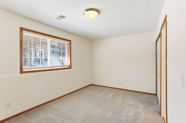 5206 Scott Trail, Robbinsdale, MN 55422