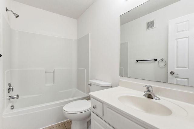 5206 Scott Trail, Robbinsdale, MN 55422