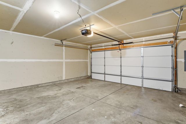 5206 Scott Trail, Robbinsdale, MN 55422