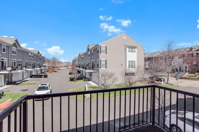 5206 Scott Trail, Robbinsdale, MN 55422