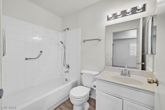 8410 Eldora Avenue 2043, Las Vegas, NV 89117