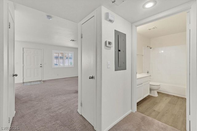 8410 Eldora Avenue 2043, Las Vegas, NV 89117