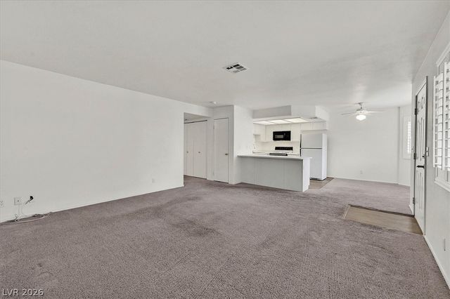 8410 Eldora Avenue 2043, Las Vegas, NV 89117
