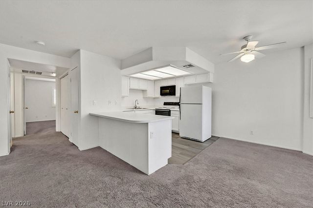 8410 Eldora Avenue 2043, Las Vegas, NV 89117