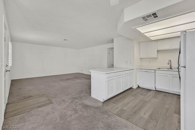 8410 Eldora Avenue 2043, Las Vegas, NV 89117