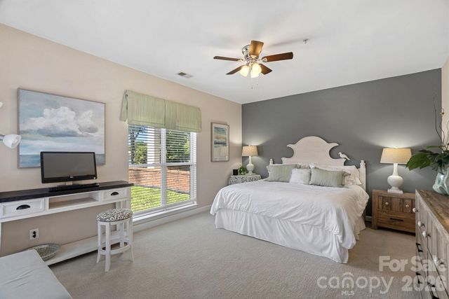 18609 Harborside Drive, Cornelius, NC 28031
