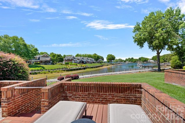 18609 Harborside Drive, Cornelius, NC 28031